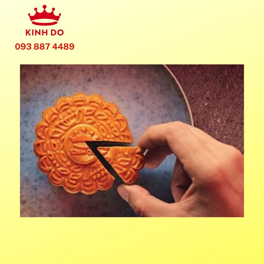 Trăng v&agrave;ng Nguyệt &aacute;nh c&aacute;t tường